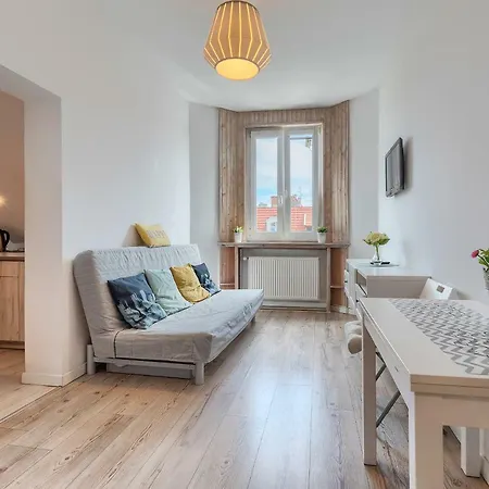 Apartament Noclegisopot - Mieszkanie Nestia *